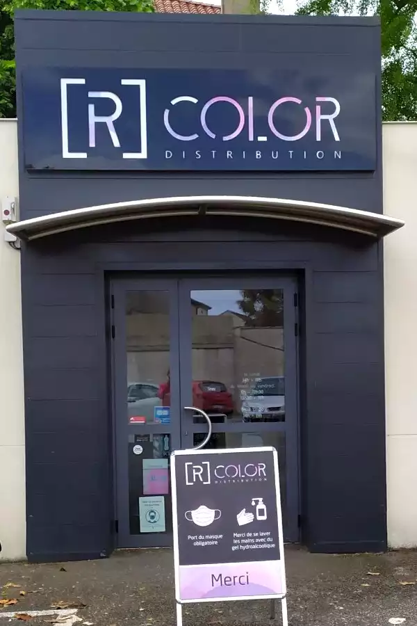 R-Color Distribution - Grossiste coiffure à Villeneuve-sur-Lot